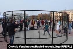 Панна-клетка для уличного футбола