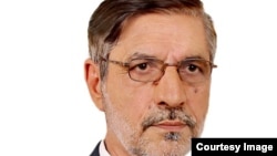 عبدالباری عارض، آگاه سیاسی