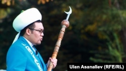 Рахматулла Эмембердиев.