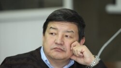 Акылбек Жапаров.