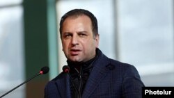 Վիգեն Սարգսյան, արխիվ 