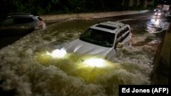 У ніч на середу в Центральному парку Нью-Йорка випало вісім сантиметрів опадів за годину – це рекорд за весь час спостережень