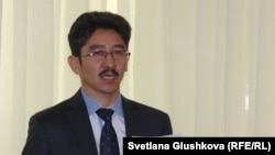 Гражданский активист Максат Ильясулы. Астана, 19 октября 2015 года.