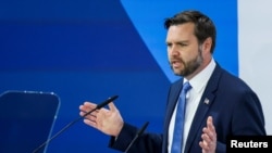 Інтервʼю було записано до того, як стало відомо, що Трамп призупиняє військову допомогу Україні