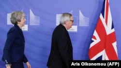 Մեծ Բրիտանիայի վարչապետ Թերեզա Մեյ և Եվրահանձնաժողովի նախագահ Ժան-Կլոդ Յունկեր, Բրյուսել, արխիվ