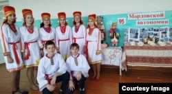 Дети в Шокше изучают национальный язык и культуру