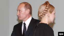 Власти Украины обвиняют Юлию Тимошенко и ее правительство в подписании позорных газовых соглашений с Россией