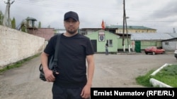 Азамат Ишенбеков. Петровка айылындагы абактан бошонгон күнү, Чүй. 9-апрель, 2025-жыл.