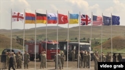 В августе официальный Ереван направил своих военных в Тбилиси на учения «Достойный партнер», а затем внезапно отказался от участия в других подобных маневрах 