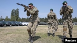 Украинские пограничники, архивное фото