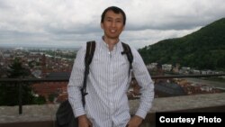 Данияр Матиканов, конфликтолог.
