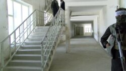 طالبان در لوگر مکتب رفتن دختران بالغ را ناروا اعلام کرده‌اند