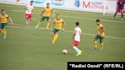 Матч между сборными Таджикистана и Австралии в Душанбе, 8 сентября 2015 года.