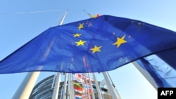 Եվրամիության դրոշը Ստրասբուրգում Եվրախորհրդարանի շենքի դիմաց: