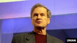 Юрий Костенко