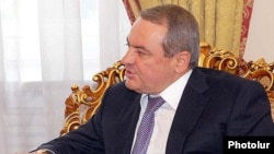 Карен Карапетян