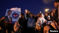 Имамоглуну колдогон акция. Түркия. 