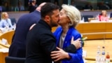Ukrainian President Volodymyr Zelenskyy is greets European Commission President Ursula von der Leyen at a European Council meeting in Brussels on October 23.