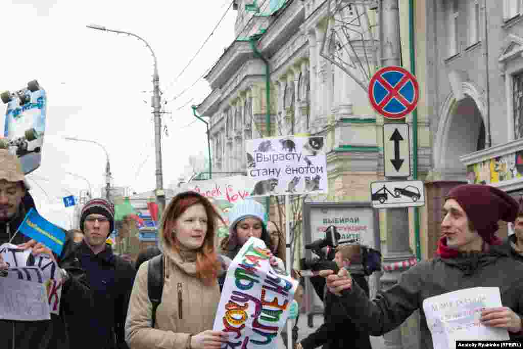 Впервые за последние годы идеолог &quot;Монстрации&quot;&nbsp;Артём Лоскутов&nbsp;не был задержан полицией.