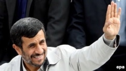 Маҳмуди Аҳмадинажод, раисиҷумҳури Эрон