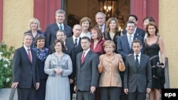 Саммит стран "большой восьмерки" в 2007 году: Владимир Путин принял в нем участие вместе с супругой