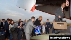 Политолог Андрей Пионтковский считает меры, предпринятые Москвой в отношении Грузии, неадекватными