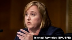  АКШнын Беларустагы элчиси Жули Фишер.