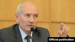 Рөстәм Хәмитов