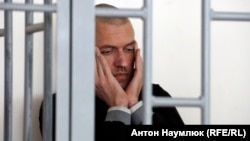 8 червня перший віце-спікер Верховної Ради Ірина Геращенко з посиланням на слова матері Клиха повідомила, що за день до цього він оголосив голодування