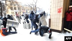 Дії спецпризначенців міліції проти протестувальників, Київ, січень 2014 року