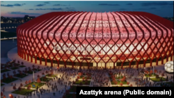 Бишкекте курулуп жаткан "Азаттык арена" стадиону.