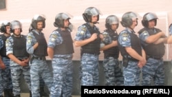 Беркут біля головного управління МВС, Київ, 15 липня 2013 року
