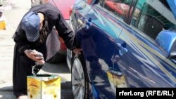 یک طفل افغان