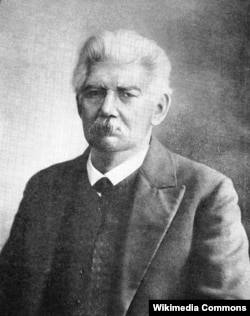 Василий Васильевич Радлов (Wilhelm Radloff), немис тектүү орусиялык түрколог, академик.