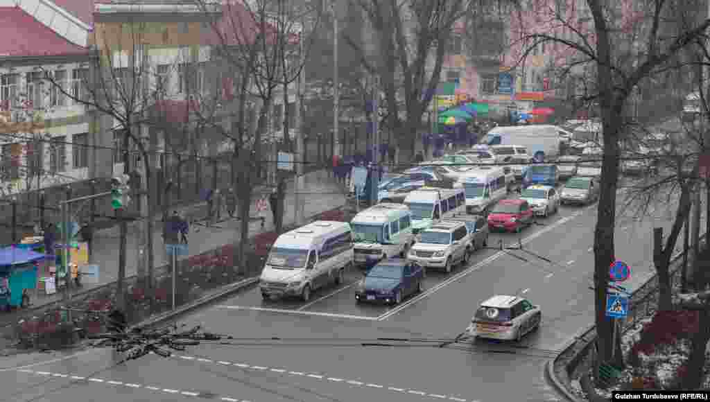 Перекресток улиц&nbsp;&nbsp;Чуй &ndash; Бейшеналиева.&nbsp;