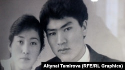 Дооронбек Садырбаев жубайы менен.