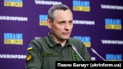 За його словами, це сталося після заборони головкома ЗСУ Олександра Сирського на переведення військовослужбовців дефіцитних спеціальностей, в тому числі з авіації