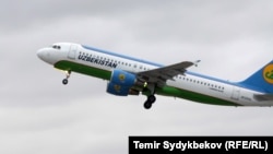 Өзбекстан аба жолдорунун Бишкек-Ташкент каттамында жүргөн учагы. Архивдик сүрөт.