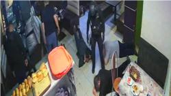 Бойцы СОБР избили мигрантов в московском кафе