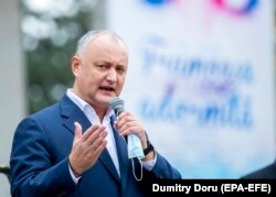 Ігор Додон виступає перед прихильниками перед другим туром президентських виборів, Кишинів, 13 листопада 2020 року