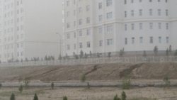 Diňle: 'Öňkülerinden has güýçli boldy'. Daşoguzda duzly tupan turdy. WIDEO