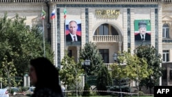 Чеченстандын баш калаасы Грозныйдагы шаардык администрациянын имараты.