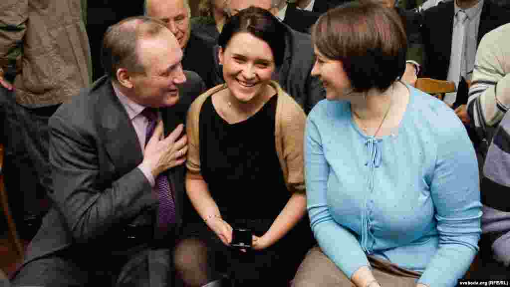 Уладзімер Някляеў, Наста Палажанка і Тацяна Караткевіч