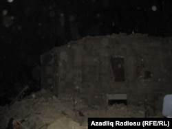 Bakıda Səməd Vurğun küçəsi 49-da yerləşən bu bina dekabrın 19-da gecə sökülüb.