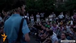 Паліцыя перашкаджае працы журналістаў "Свабоды" ў Ерэване