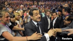 Նիկոլ Սարկոզին նախընտրական հանդիպման ժամանակ 