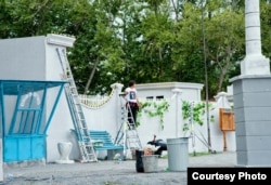 Момент съемок фильма "Путь лидера" на территории яхт-клуба. Темиртау, 22 августа 2012 года.