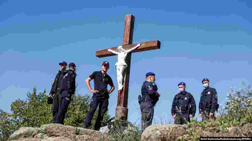 За повідомленням правоохоронців, вулиці міста під час юдейського Нового року в цілодобовому режимі патрулювали близько тисячі правоохоронців. Ситуація на території міста спокійна