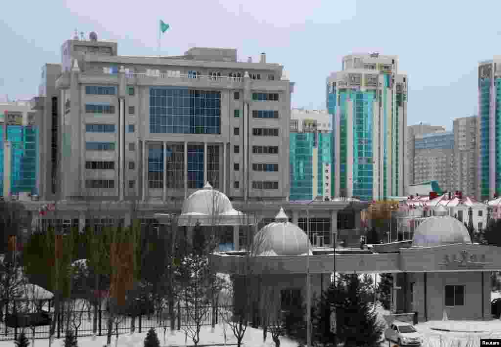 Переговоры по сирийскому урегулированию проходят в отеле Rixos в Астане.