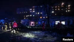 Руйнування в Запоріжжі внаслідок однієї з попередніх російських атак, 20 листопада 2025 року